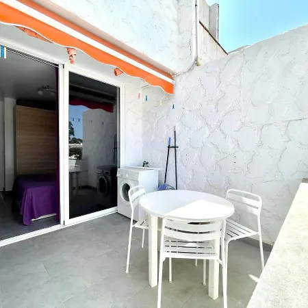 Cozy Apartment With Wifi In Tenerife Sur Apartament *