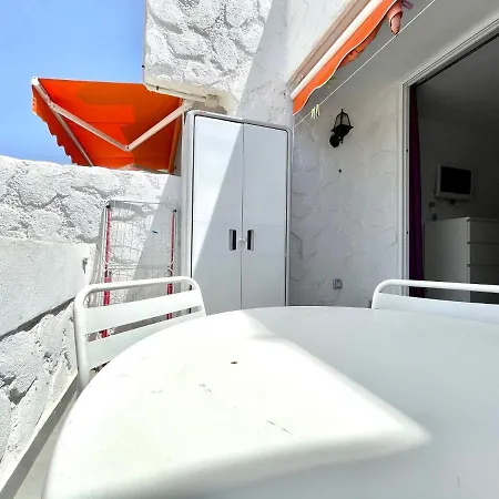 Cozy Apartment With Wifi In Tenerife Sur Apartament