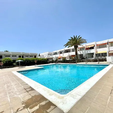 Cozy Apartment With Wifi In Tenerife Sur Costa Del Silencio