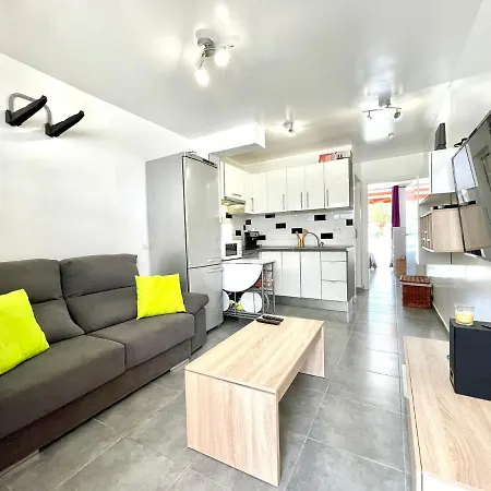 Cozy Apartment With Wifi In Tenerife Sur * Costa Del Silencio
