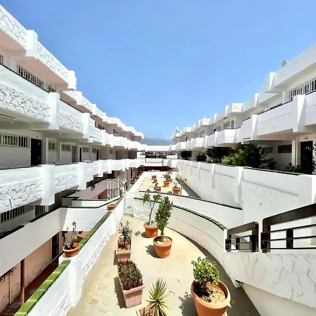 Cozy Apartment With Wifi In Tenerife Sur *