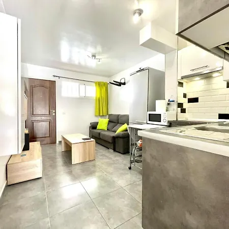 아파트 Cozy Apartment With Wifi In Tenerife Sur *